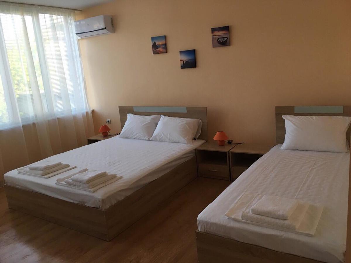 Guest Rooms Soleo بالشيك المظهر الخارجي الصورة